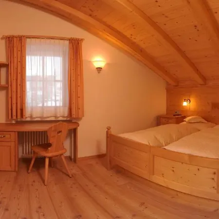 Agriturismo Maso Larciunei Selva di Val Gardena Room photo