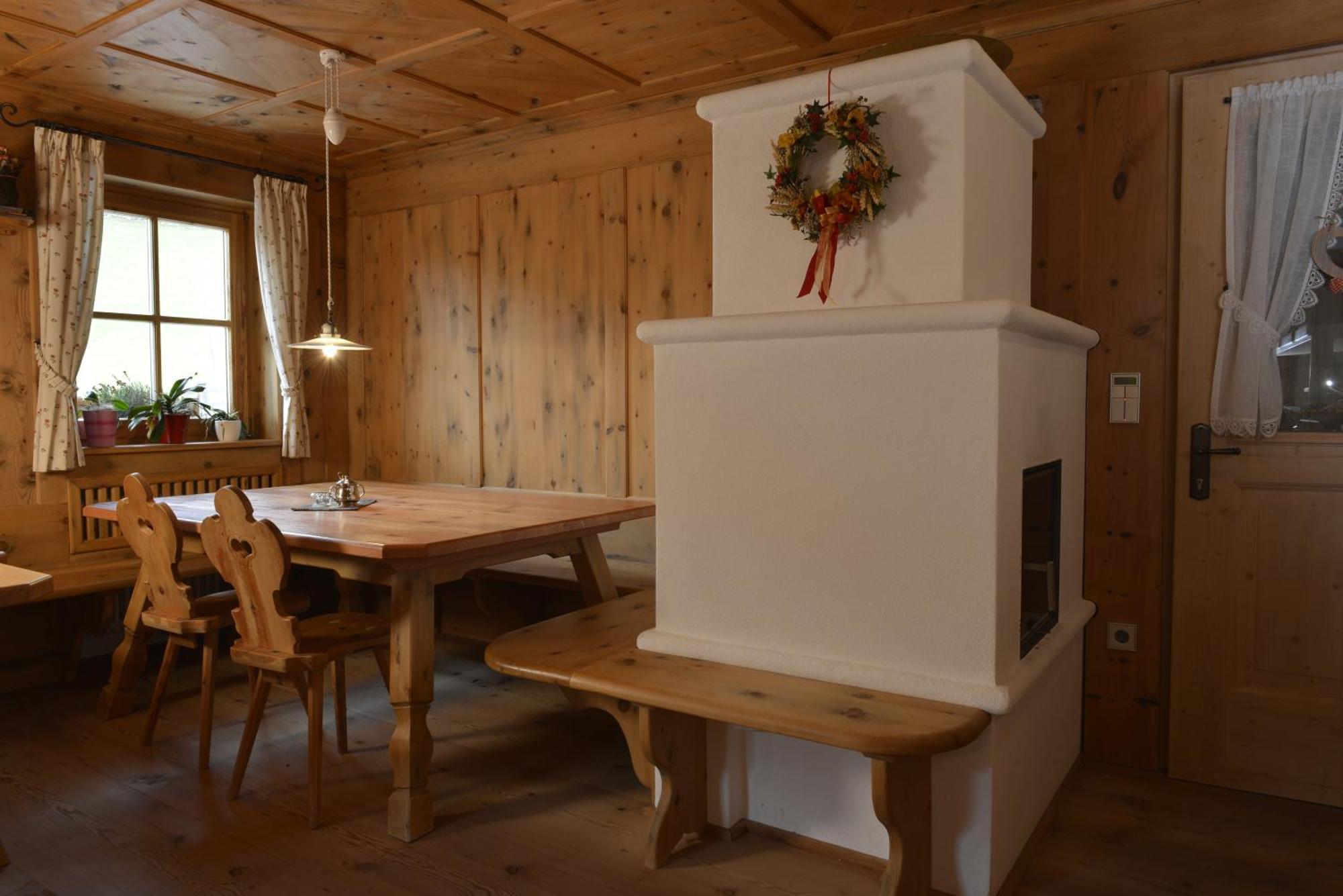 Farm stay Maso Larciunei Selva di Val Gardena